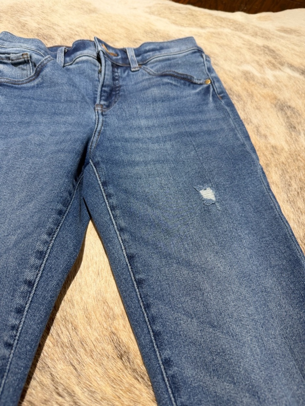 Express Skyscraper Jeans Size 2 High Rise Distressed Bootcut Split Hem - Picture 6 of 12